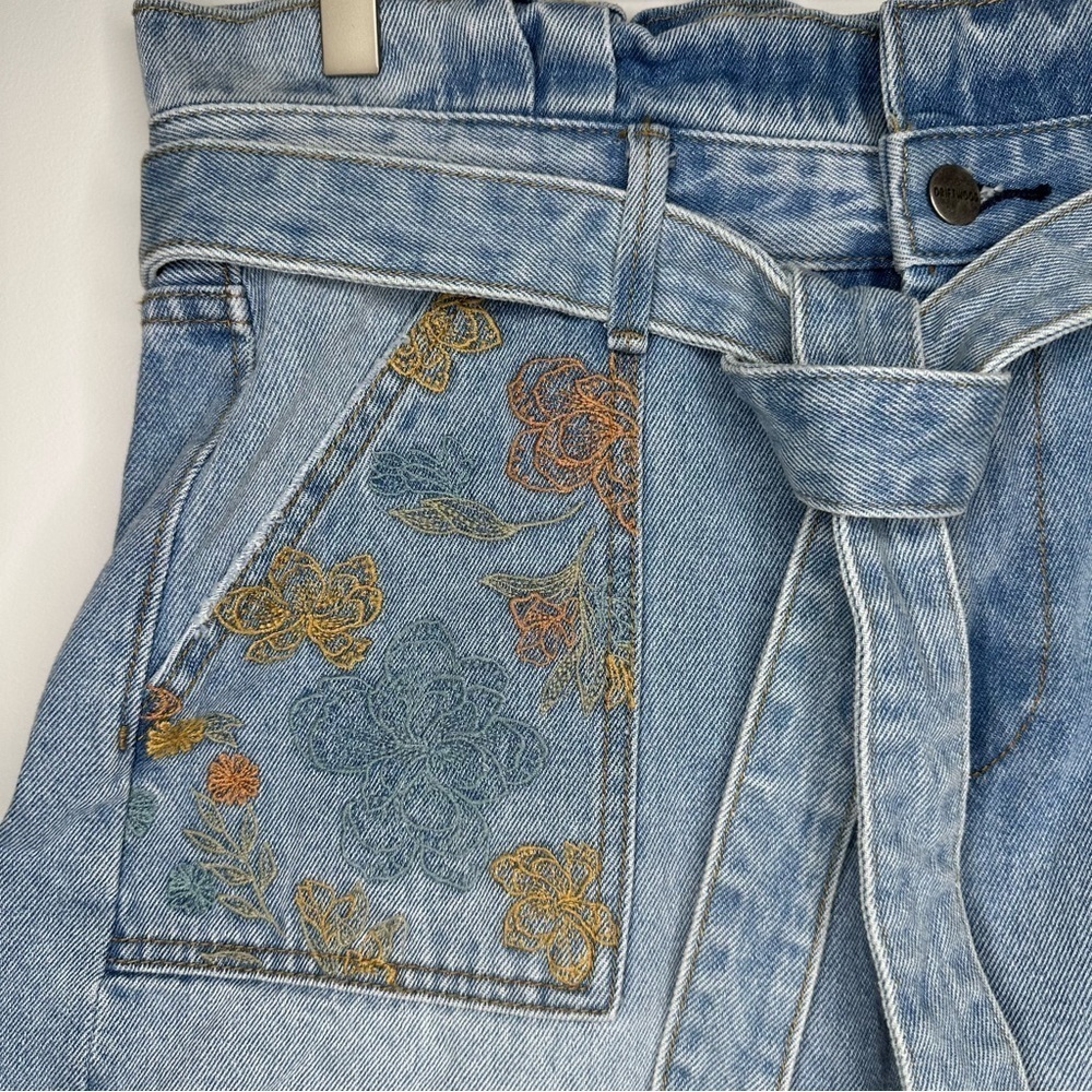 Driftwood Paperbag Denim Shorts Size 29 NWT - Picture 2 of 10